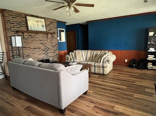 3108 W Amherst Rd, Muncie, IN 47304
