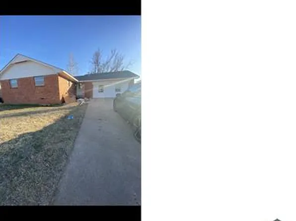 5408 NW 64th St, Warr Acres, OK 73132