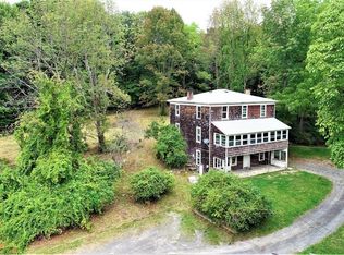 7 Cragsmoor Rd, Pine Bush, NY 12566