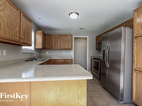 5th image of 7148 Karst Ct
