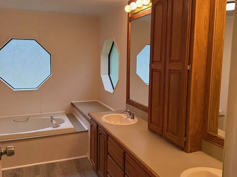 26583 Sanderling Pl NE — Photo 7
