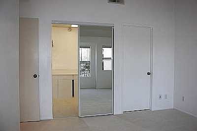 Master Bedroom's Closet