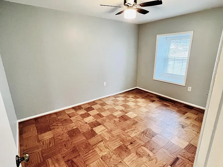 812 Azalea Dr #16 — Photo 19