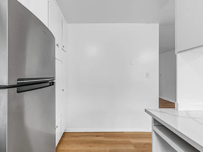 7100 Fulton Ave — Photo 7