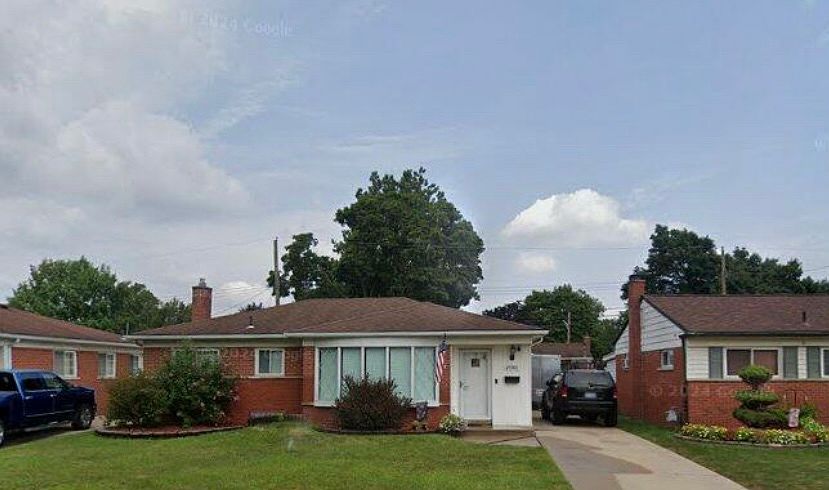 2nd image of 24380 Crowley St