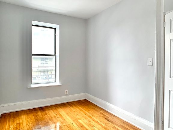 4th image of 561 W 179th St APT 55