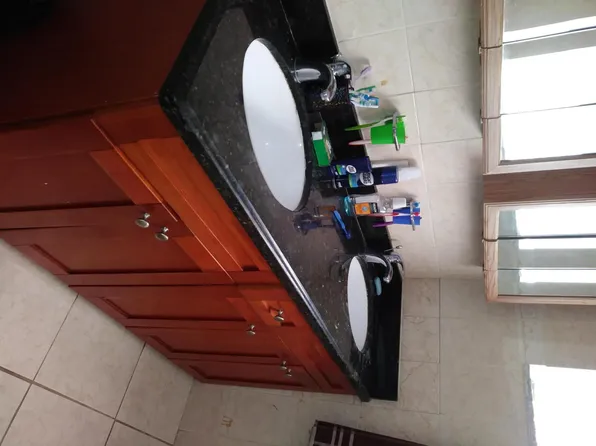 9860 NW 20th Ct, Pembroke Pines, FL 33024