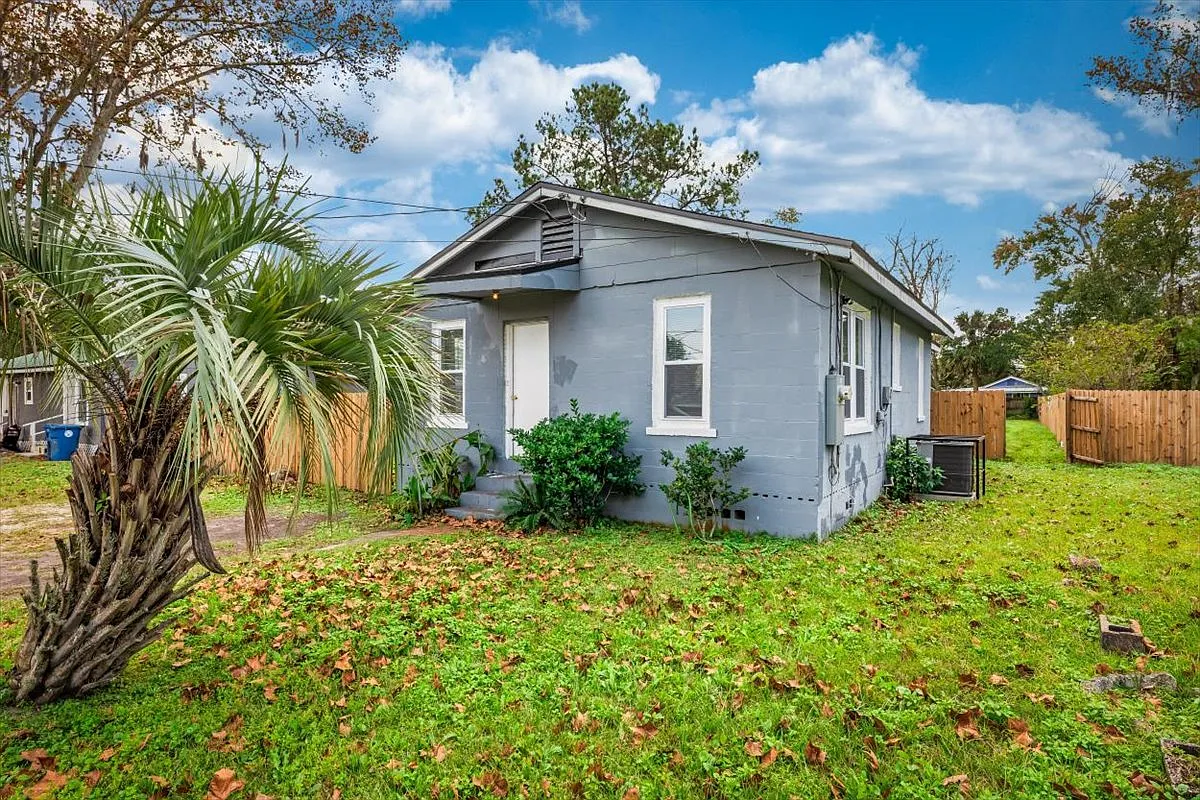 4 bed, 1050 sqft, $1,675 — Photo 3