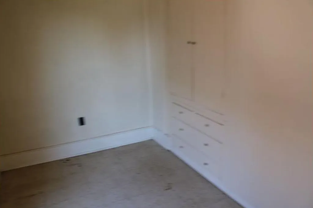 2-3 bedroom house Rochester — Photo 3