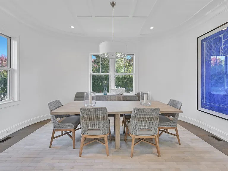 52 Quogue St #2 — Photo 10