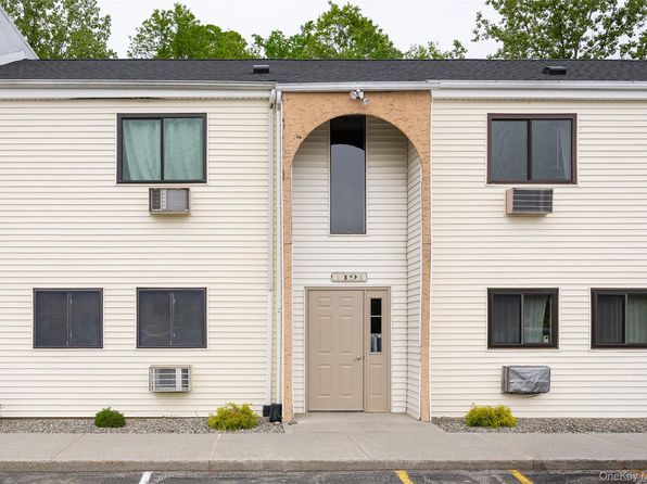 19 Scarborough Ln Ste A