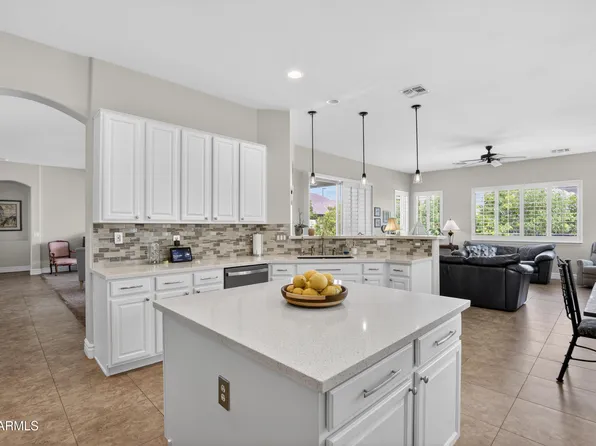 138 E MARY Lane, Gilbert, AZ 85295