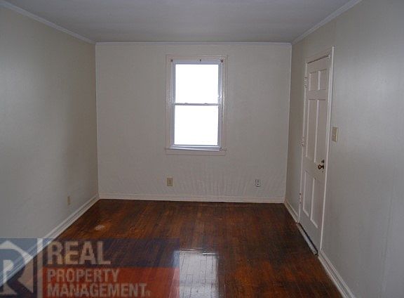 3rd image of 1807 Gatewood Ave
