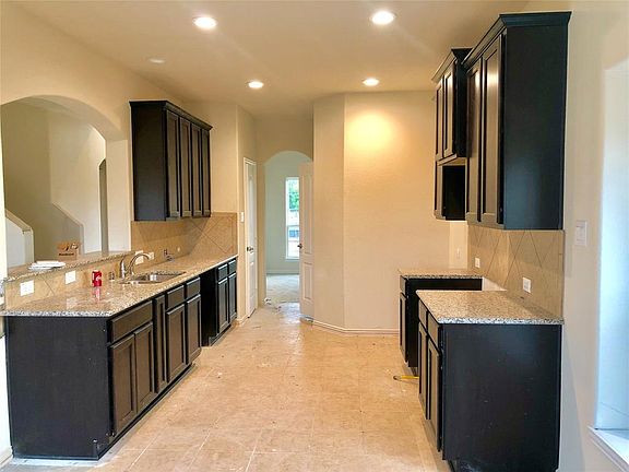 4th image of 10022 Stone Briar Dr