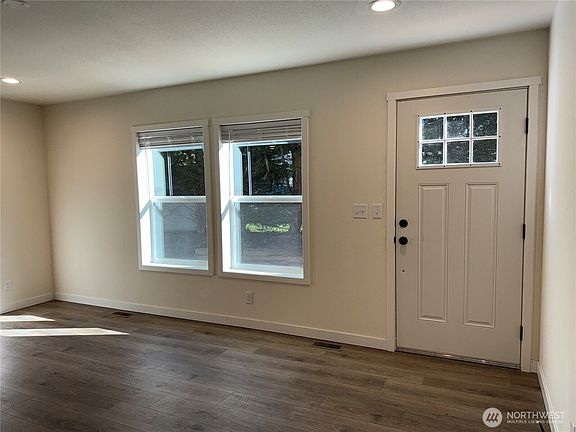 4th image of 20405 Crane Place