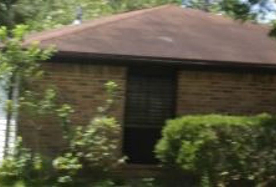 2nd image of 2417 34th Ave N