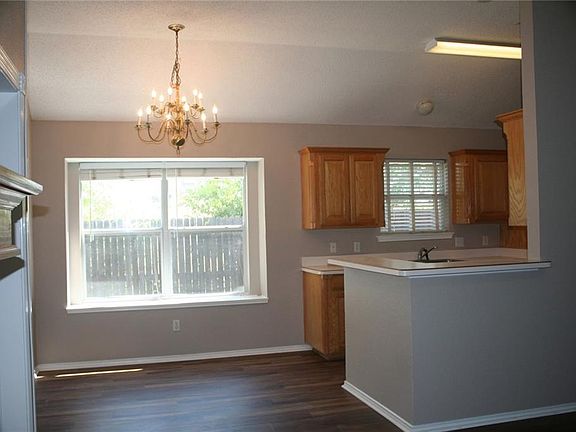 5th image of 509 Fairhaven Ct