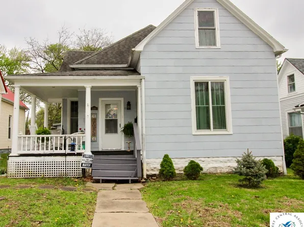 1105 W 6th St, Sedalia, MO 65301