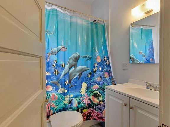 4th image of 1131 E Meinecke Ave #1R