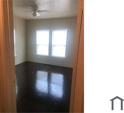 5th image of 2205 Taylor St