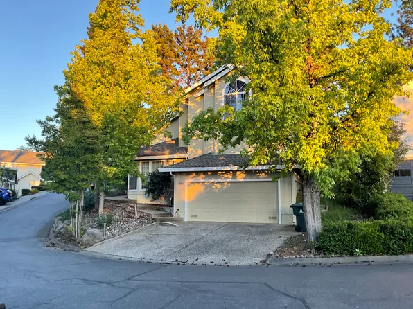 10007 Brentwood Cir, Auburn, CA 95603