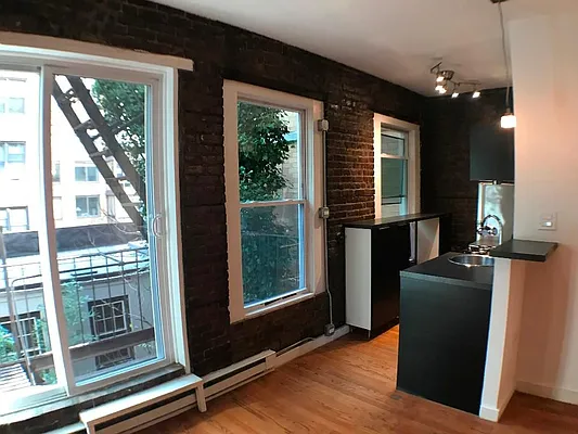 Rented by Aventana | media 2