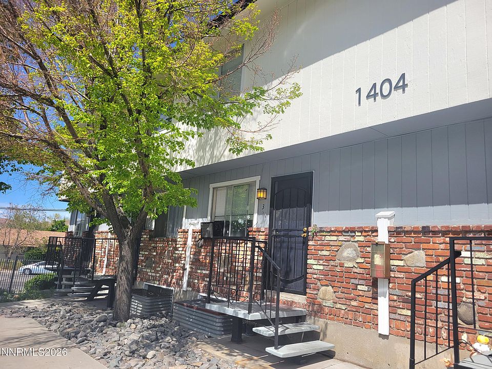 2nd image of 1404 E 9th St Unit 3