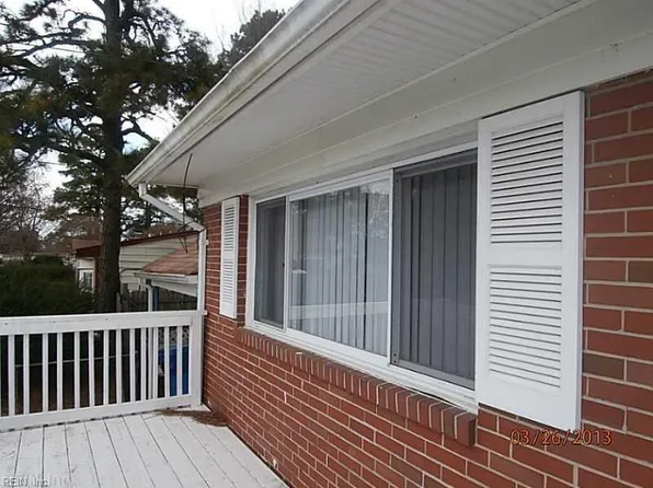 220 Paladin Dr, Virginia Beach, VA 23452