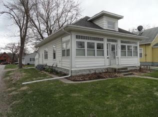 625 3rd St NE, Mason City, IA 50401