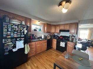 31 Myrtle St, Somerville, MA 02145
