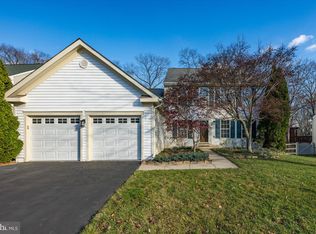 17322 Arrowood Pl, Round Hill, VA