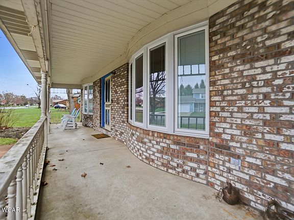 4th image of 1103 Poppy Dr