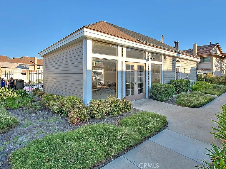 25205 Chestnutwood — Photo 52