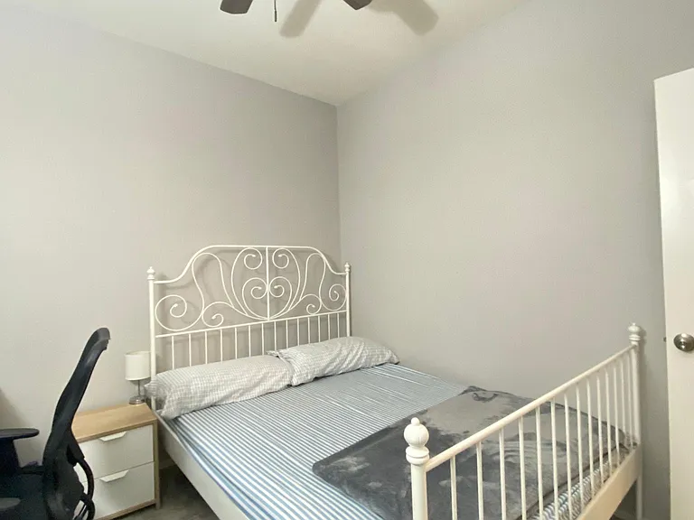 1886 E Don Carlos Ave #151 — Photo 9