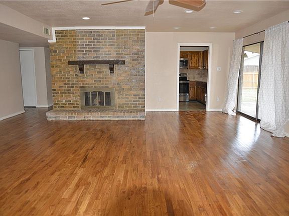 5th image of 712 Tumbleweed Dr