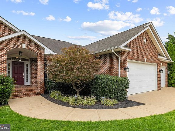 5th image of 119 Cheifton Pl