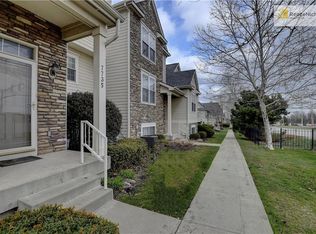 7735 W 158th Ter, Overland Park, KS 66223