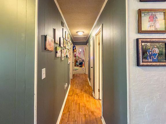 3rd image of 102 Boyd Rd