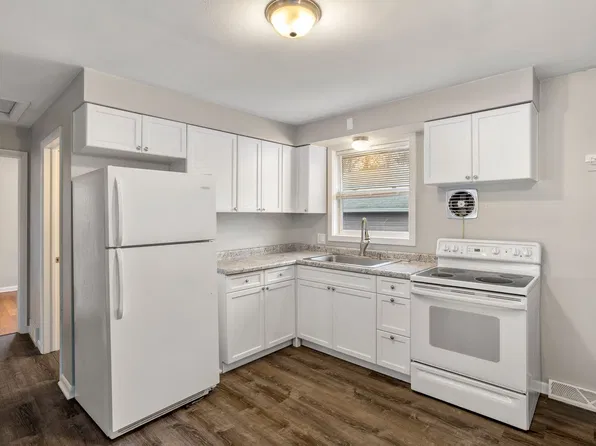120 Gruenwald Avenue, 120 Gruenwald Ave #1/2, Neenah, WI 54956