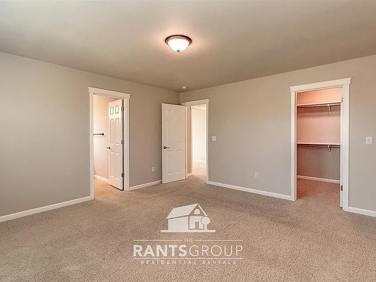 4724 Stonegate St SE — Photo 18