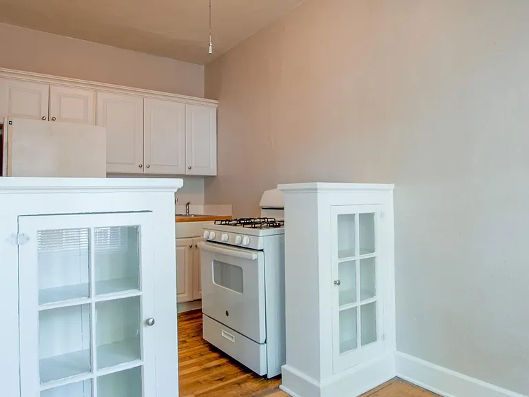 678 Somerset Ter NE #10 — Photo 6