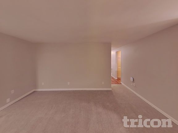 3rd image of 38232 43rd Ave S