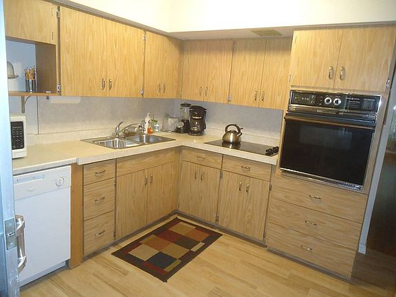 Appliances included