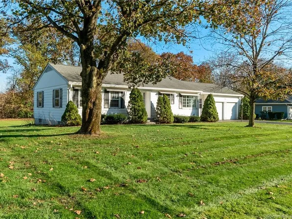 1218 East Street North, Suffield, CT 06078