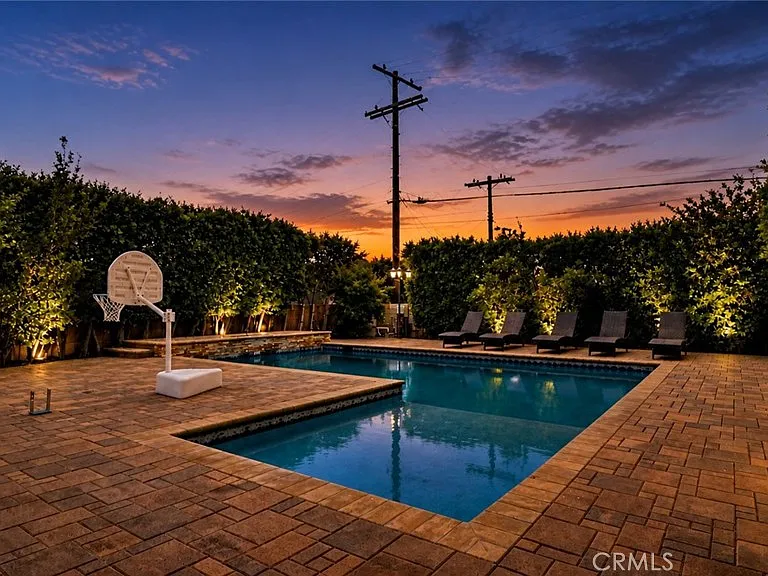 10855 Oro Vista Ave — Photo 38