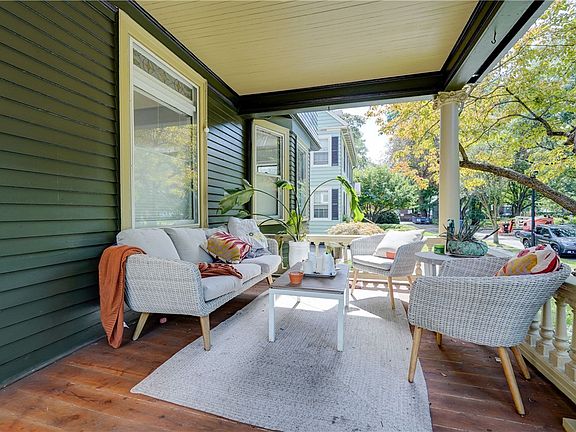 2nd image of 18 Sibley Pl