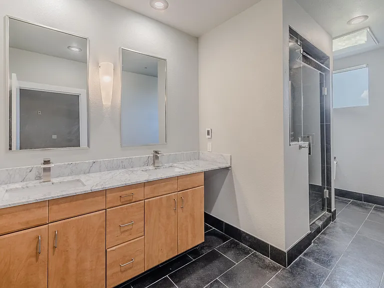 6927 Sumner St — Photo 36