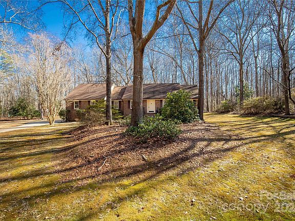 2nd image of 4727 Pennington Meadows Cir