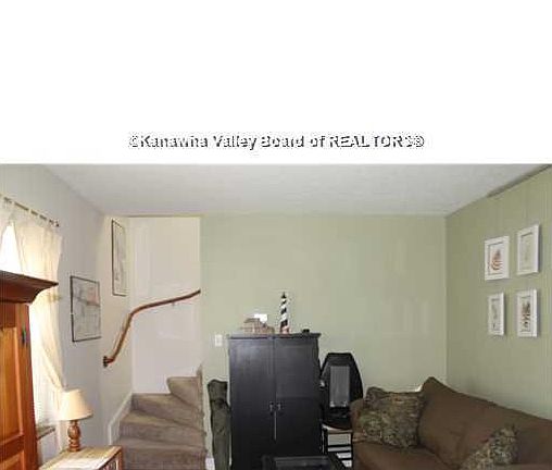 4th image of 310 21st St SE