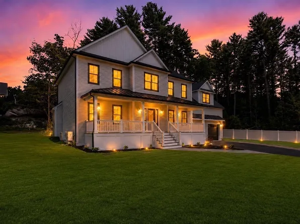 32 Mendon St, Upton, MA 01568